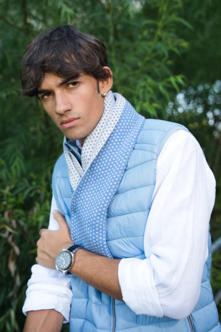 Bufanda Azul y Crema Jacquard