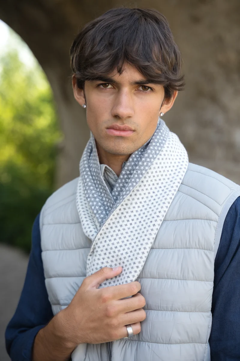 Bufanda Gris Claro y Gris Oscuro Jacquard