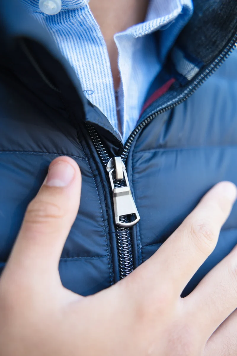 Detalles Cazadora Marino