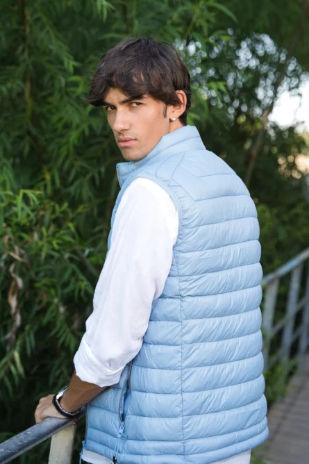 Chaleco Celeste